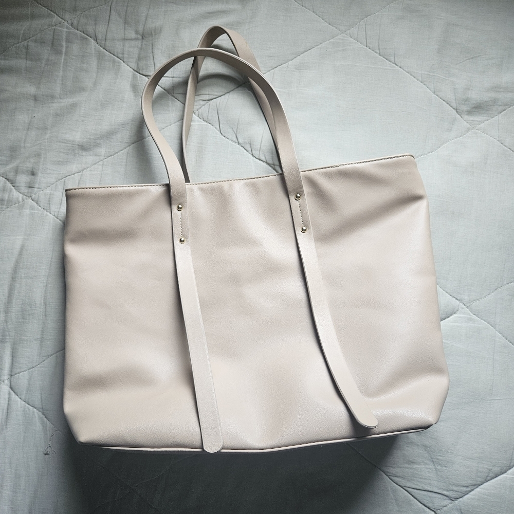 FOREVER 21 Large Tote Cream Neutral Computer Work Bag